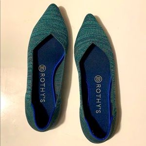 Rothys retired color!